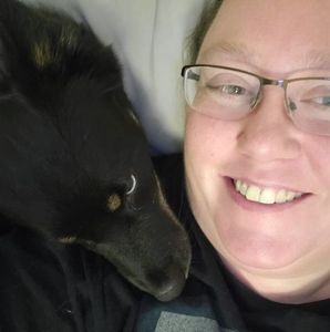 Meet your Posher, Joni